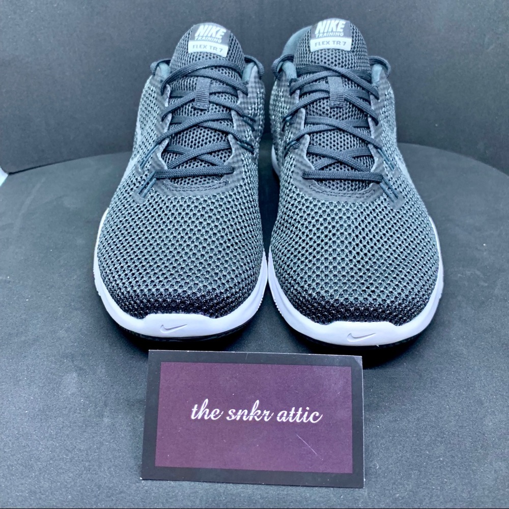 ❗️SOLD❗️Nike Flex Trainer 
Black/Metallic Silver